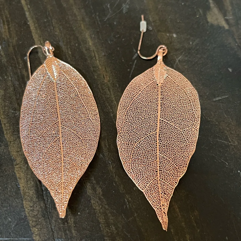 Rose Gold Tone Leaf Dangle Earrings Boho Chic - Image 2