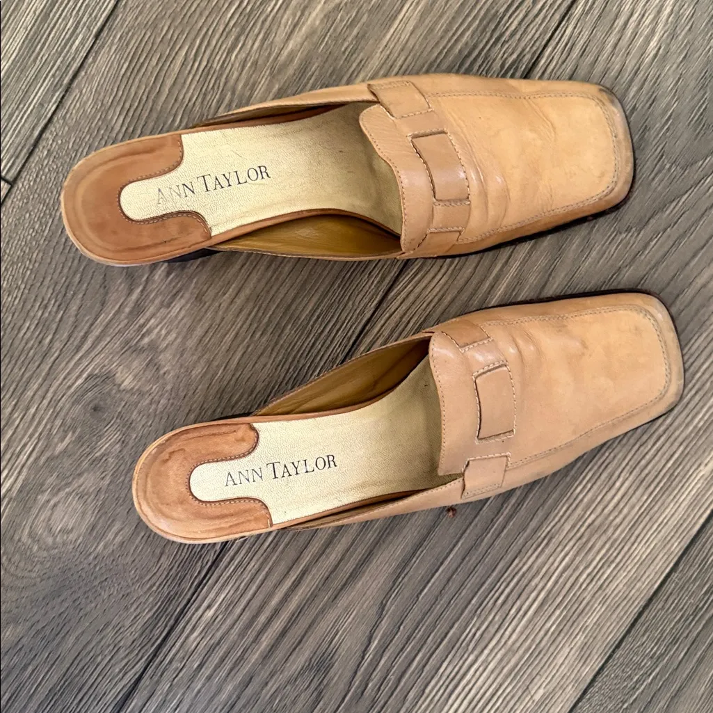Ann Taylor Leather Sole slip on mule heel earthy tan size 8.5 square toe - Image 3