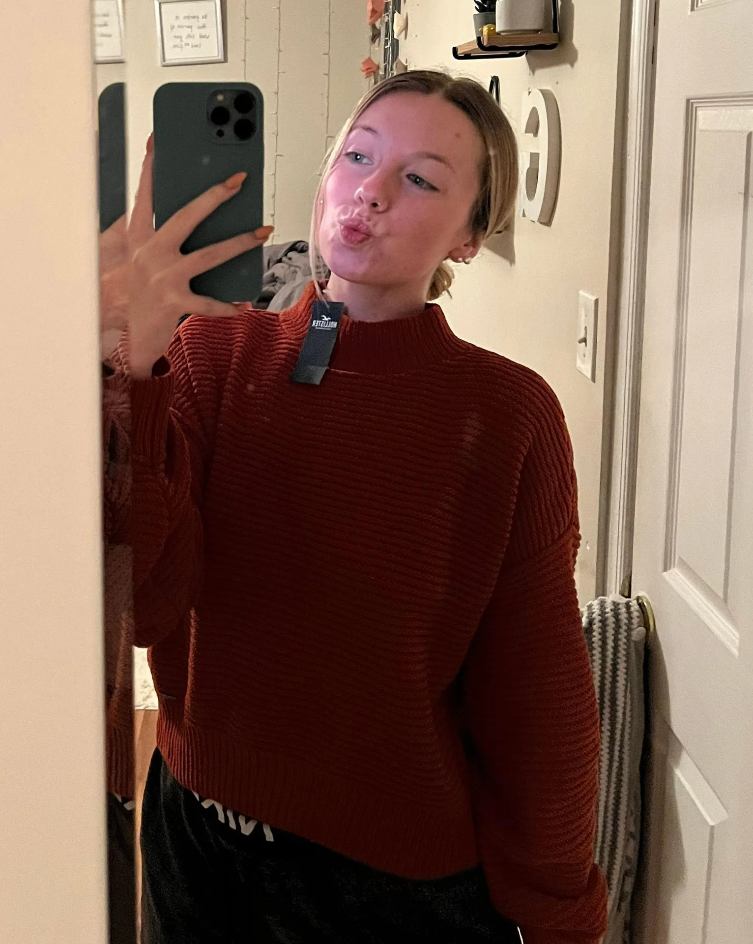 Hollister Turtle Neck Sweater - Image 2