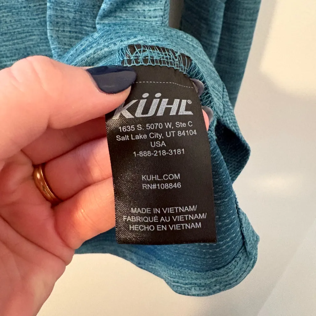 KUHL Engineered Hoodie Top Small - Image 4