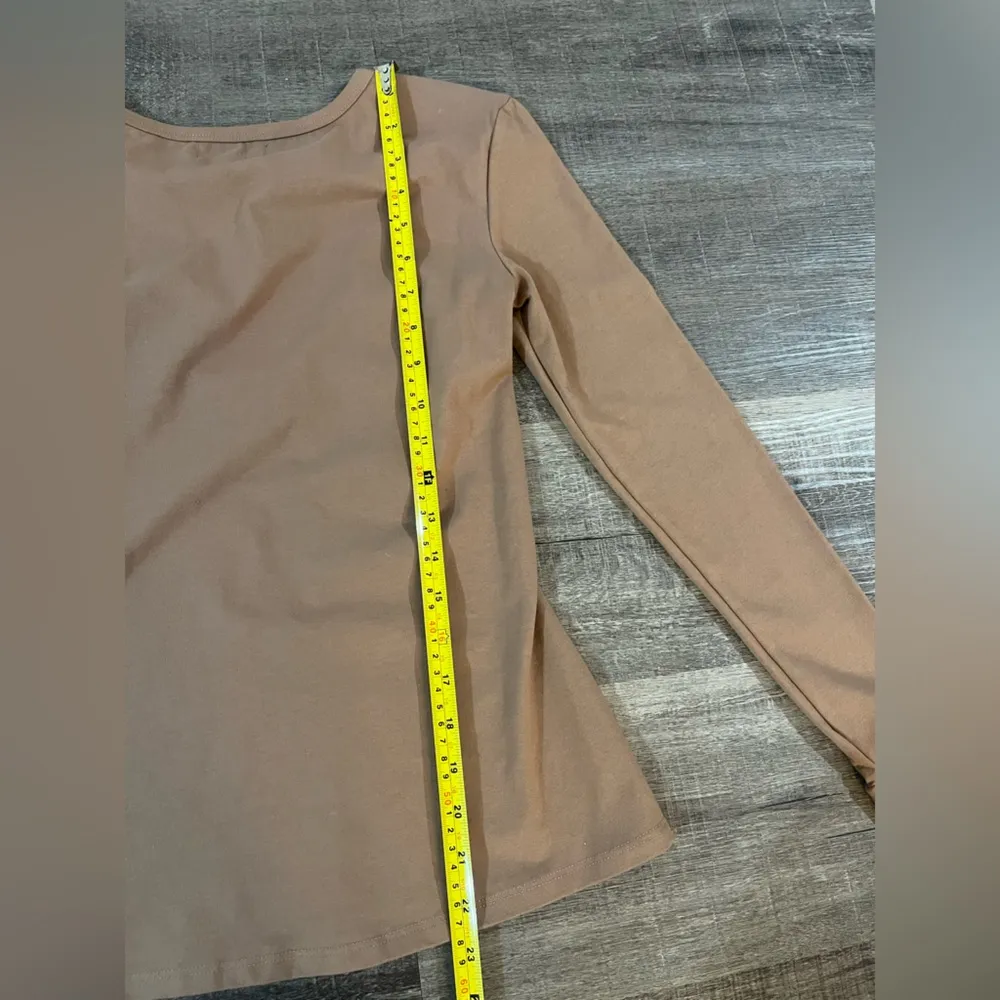 LOVERS + FRIENDS Noah long sleeve top in tan - Image 5