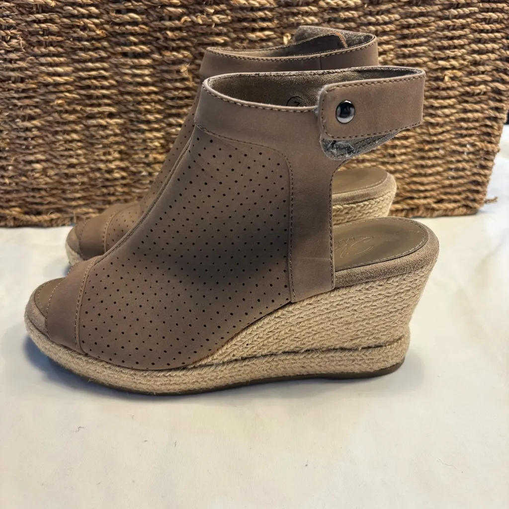 Skechers Women’s Indigo Sky Love Dust Wedge Sandals Size 7 - Image 2