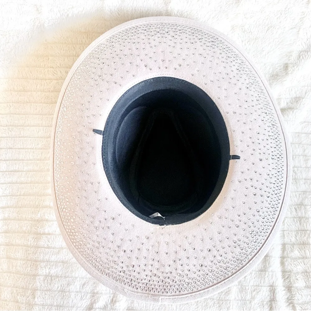 Elegant Cream & Silver Rhinestone Crystal Studded Hat. - Image 3