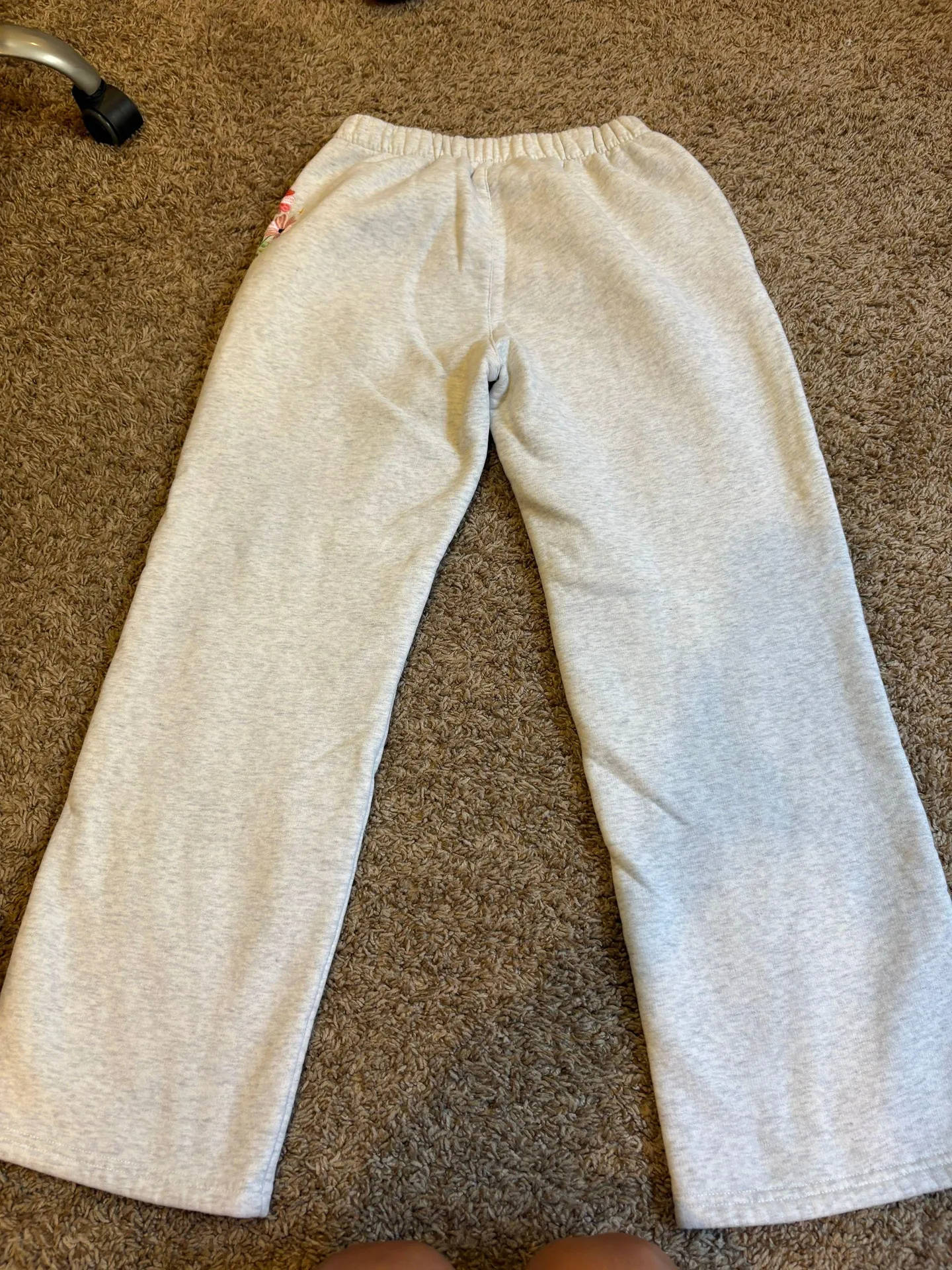 Grey Dandy Sweatpants Size M - Image 2