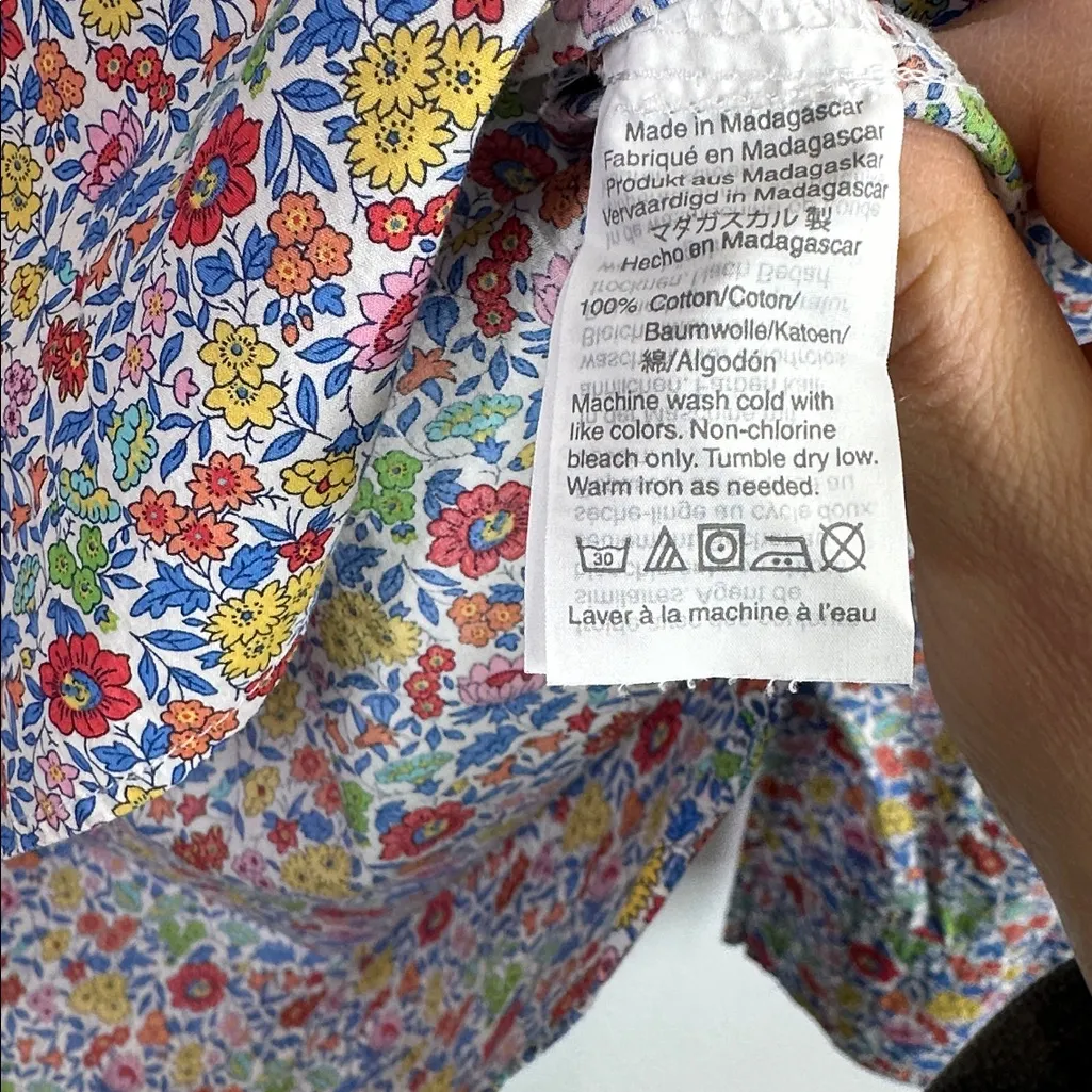 J. Crew ruffle classic floral popover shirt in liberty fabric size 4 - Image 4