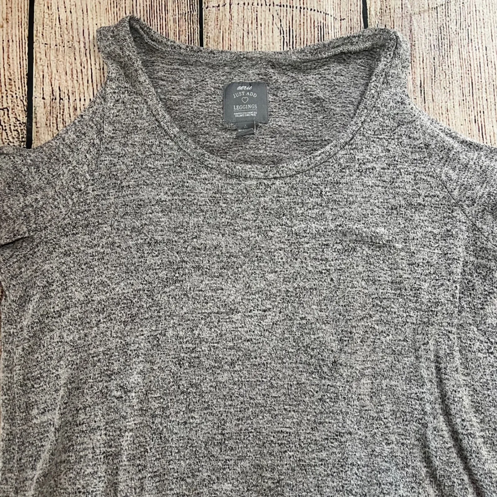 Aerie Cold Shoulder Long Sleeve Tunic Top "Just Add Leggings" Gray Womens Large‎ - Image 5