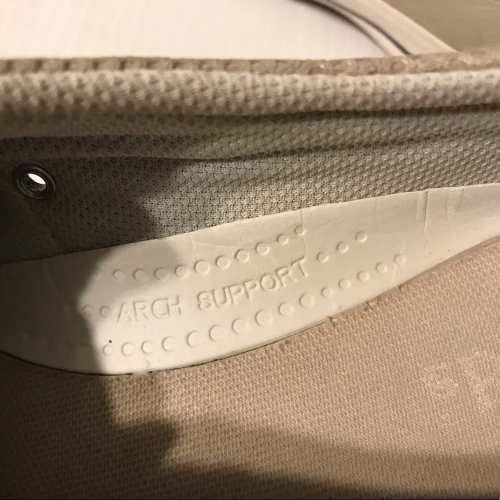 Keds  leather shoes women’s size 9.5 - Image 9