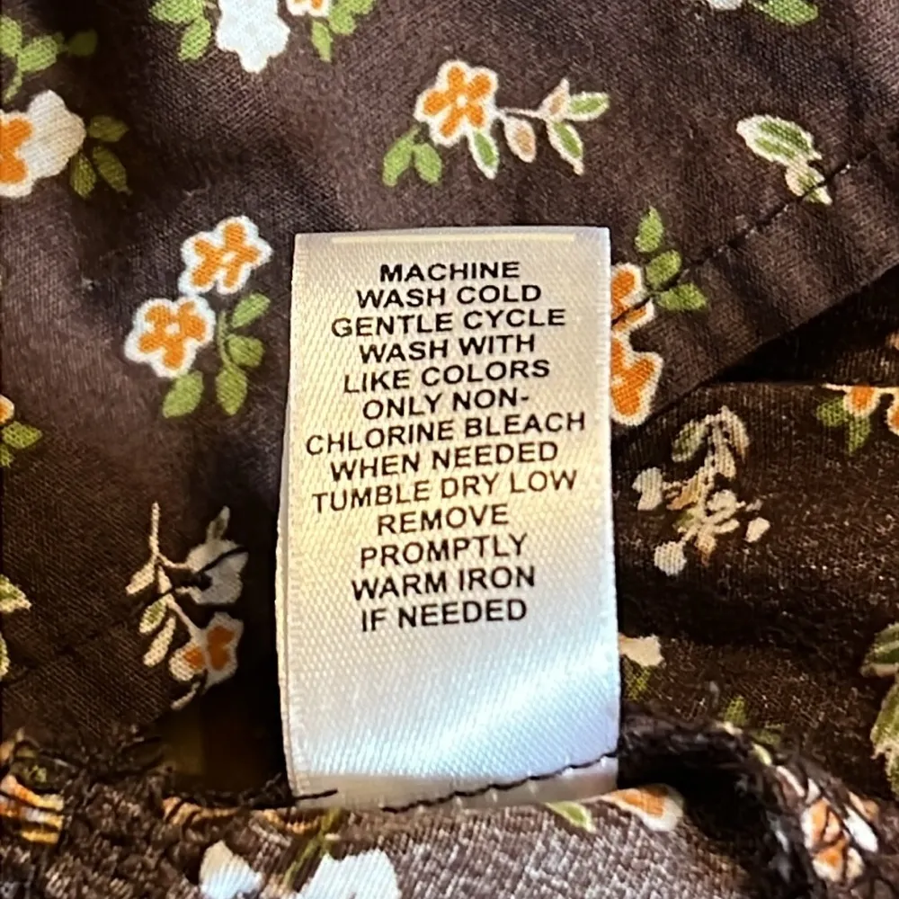 Looks like my great granny’s old couch peasant peplum top 50’s patchwork pattern Brown Size undefined - Image 9