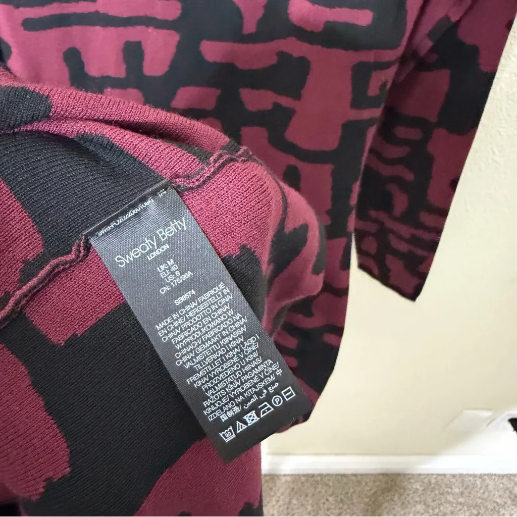 NWT Sweaty Betty Black Long Sleeve Jersey Knit Graphic Sweater Midi Dress Size 8 - Image 6