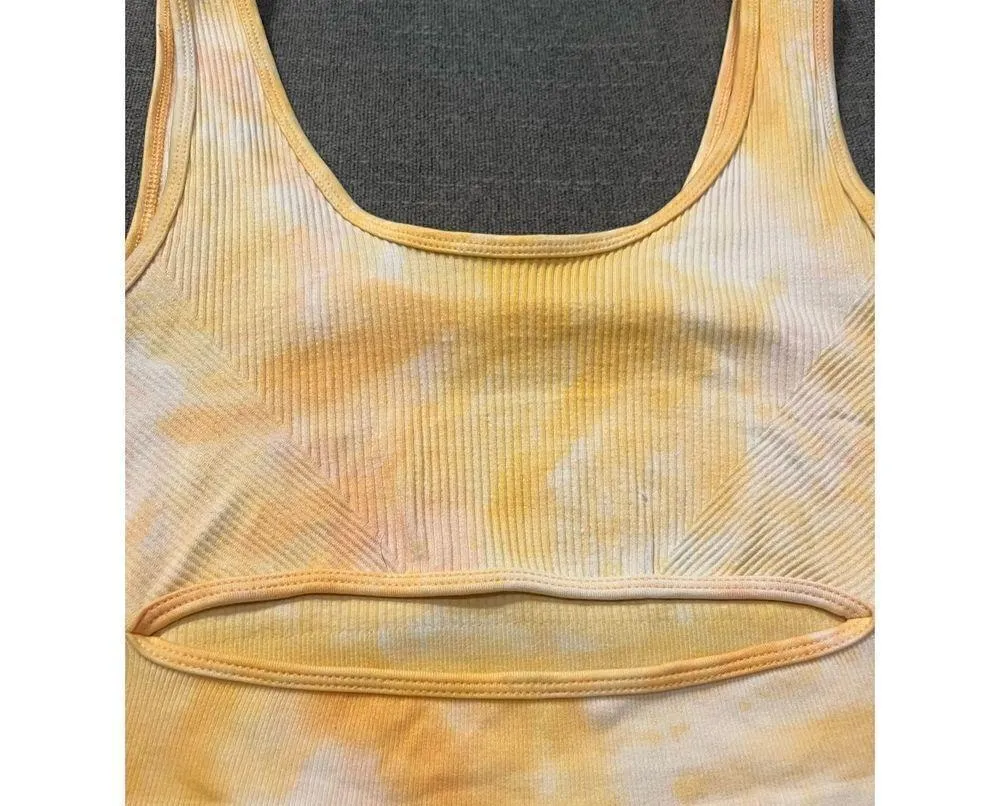 Out from under urban outfitters trailblazer sports bra tie dye size medium large - Image 4