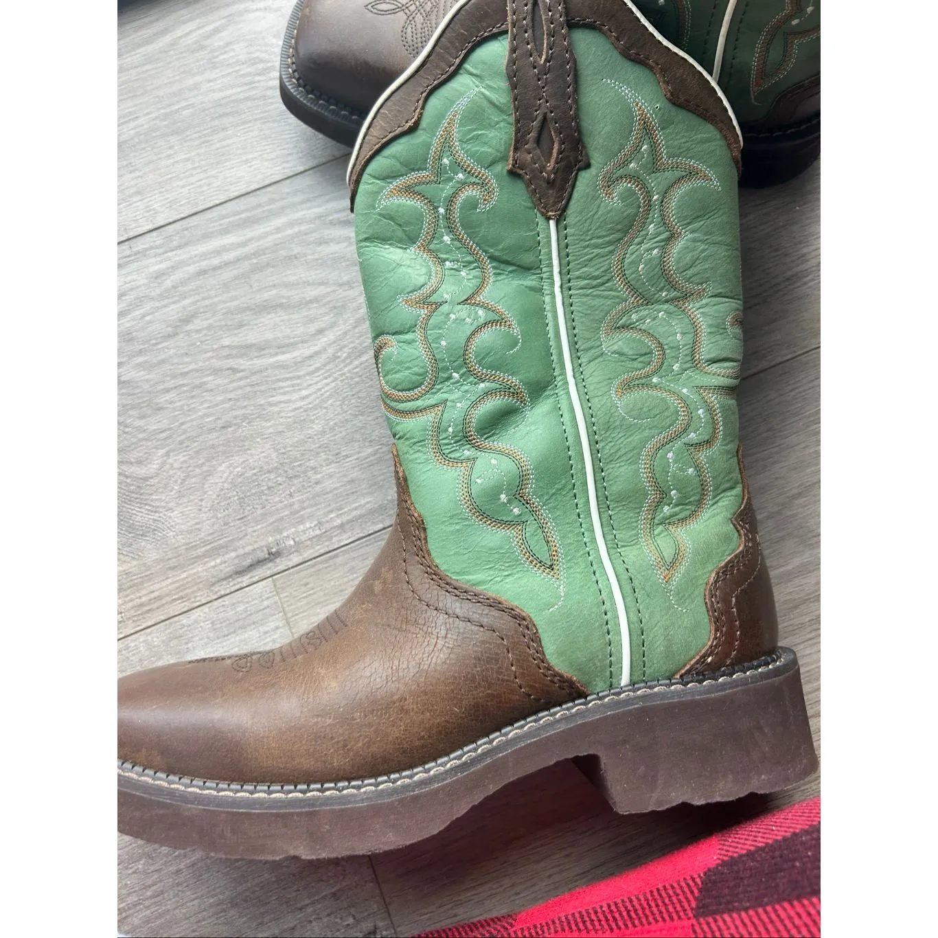 Justin Women's Raya Cowhide Gypsy Boots 12 in size 8.5B green and brown - Image 2