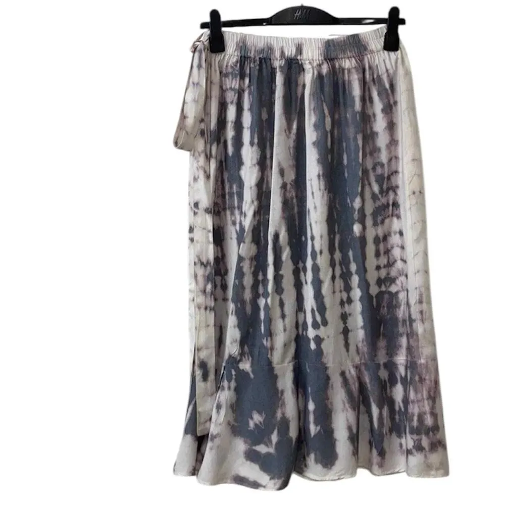 Sim & Sam Tye Dye Wrap Gray & Cream Skirt(Size Medium) - Image 4