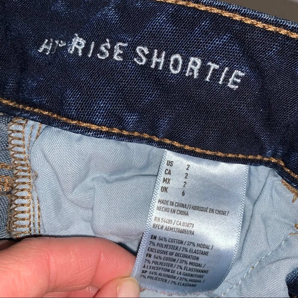 AMERICAN EAGLE OUTFITTERS Hi-Rise Shortie Dark Wash Jean Shorts 2 - Image 5