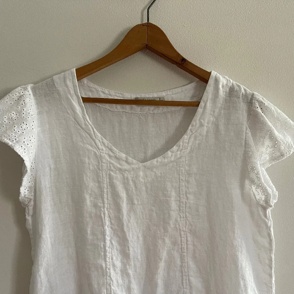 Lung O L'Arno Italian 100% Linen Top White Eyelet Peplum Small Trad Wife Coastal - Image 5