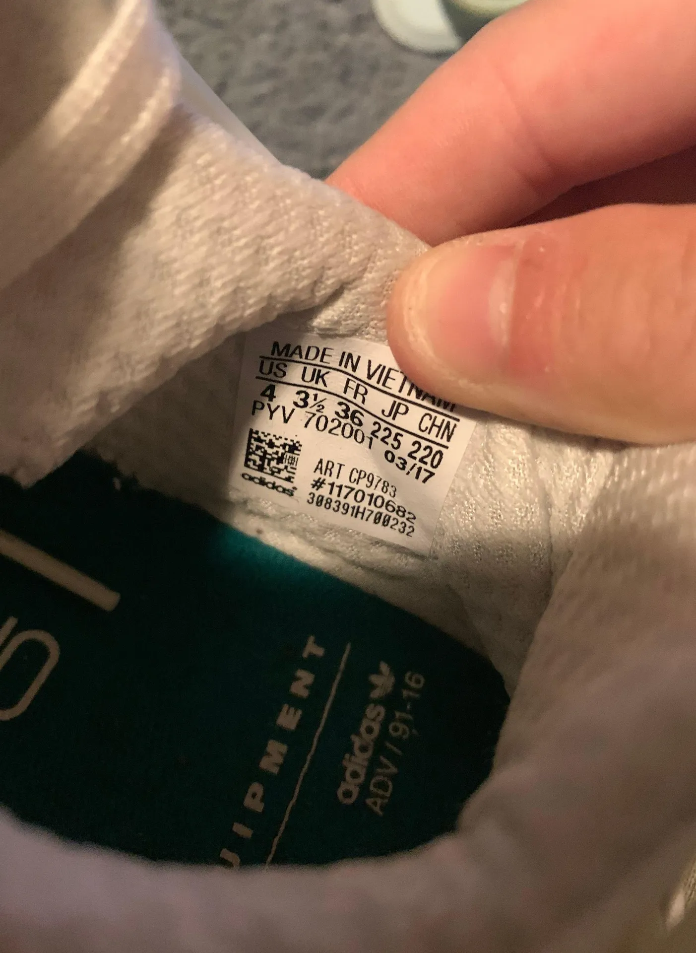 EQT Sneaker - Image 6