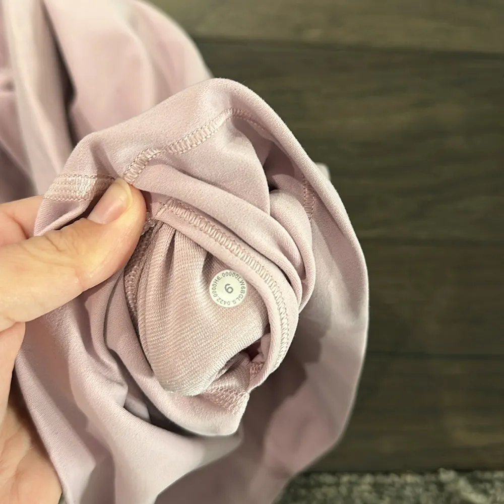 Lululemon Align leggings Pink Peony 23” inseam Sz 6 - Image 4