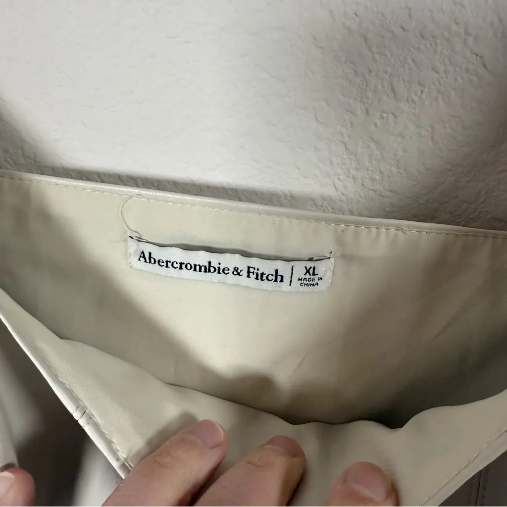 Abercrombie Women’s Vegan Leather Corset Top in Beige Size XL - Image 6