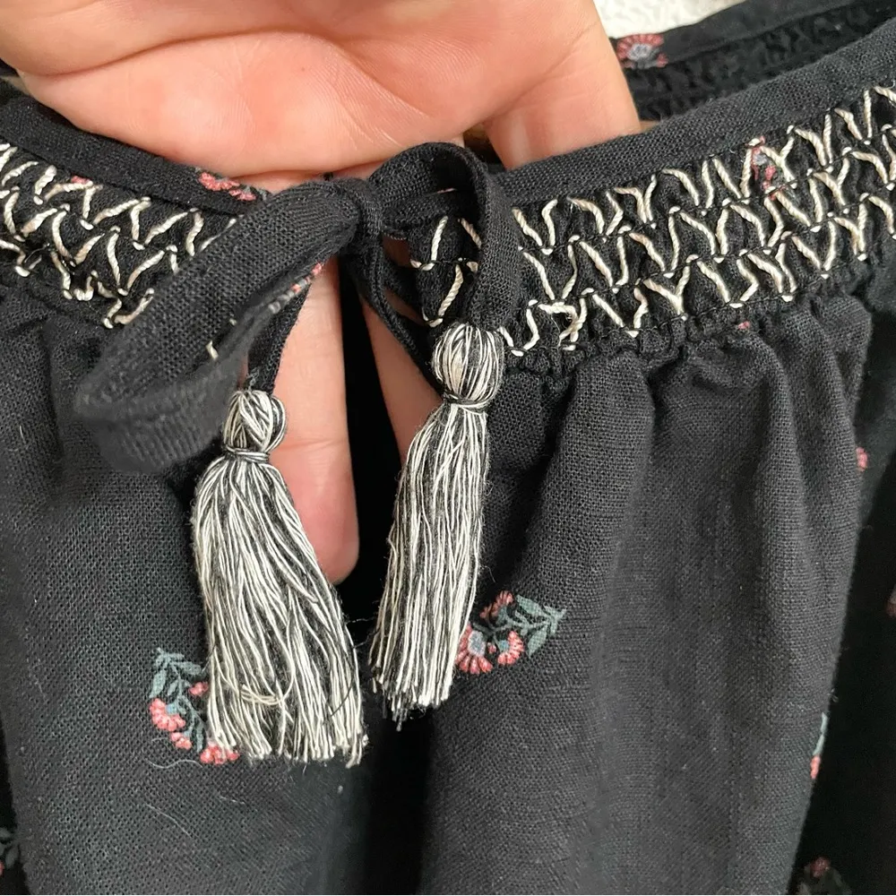 Old Navy Womens Shirt Black Floral Embroidered Poet Puff Sleeve Size Large - Image 9