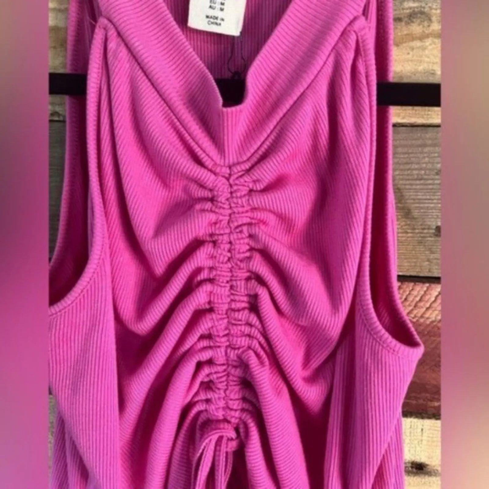 Happily Grey‎ Pink Ruched Crop Tank Top Size Medium - Image 3