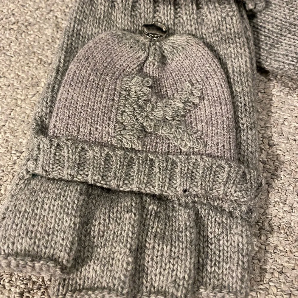 Calvin Klein Pop Top Fingerless Gloves #14 - Image 4