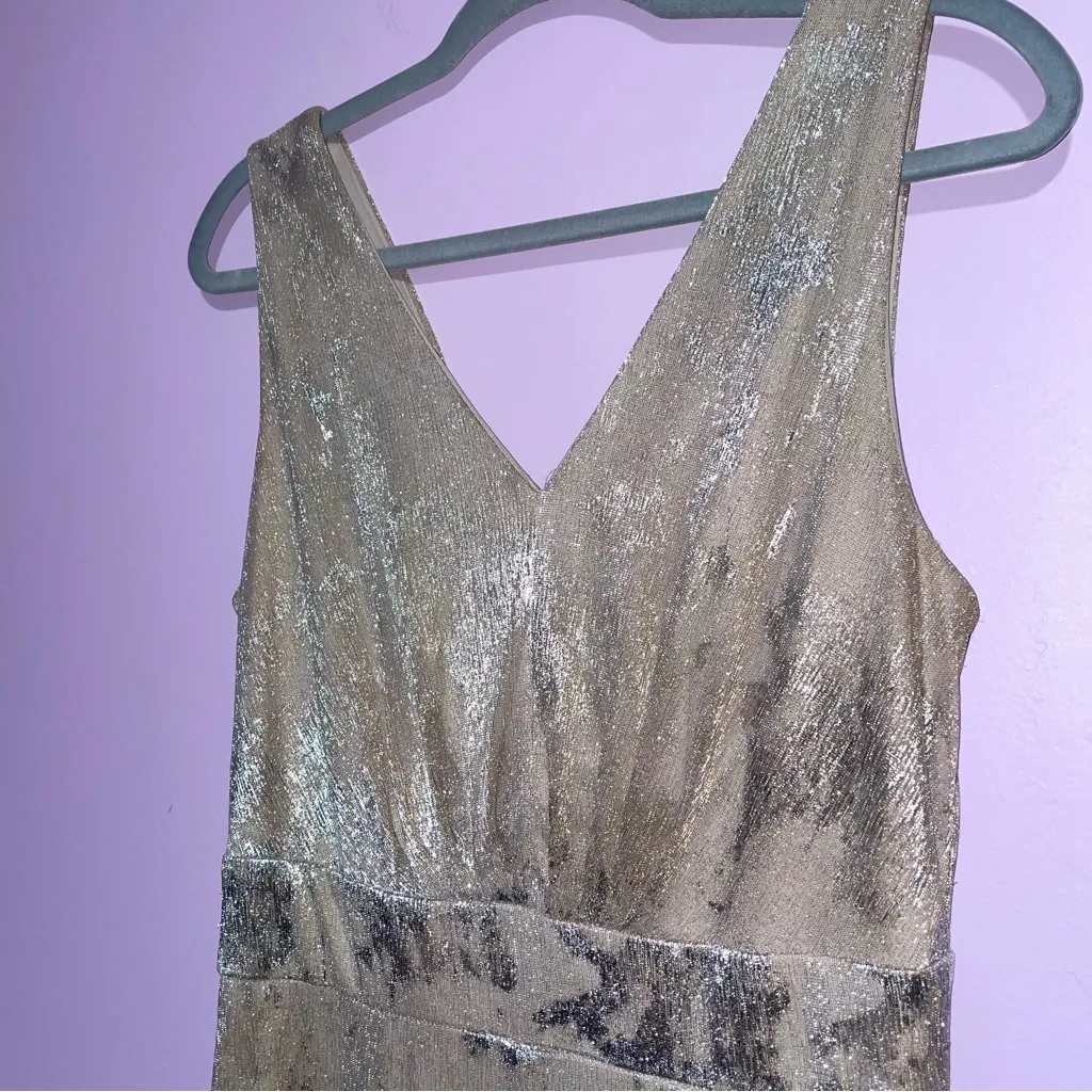 Tahari Silver Metallic Wide Leg Jumpsuit Women Sz 8 Formal Event Cocktail Party - Image 3