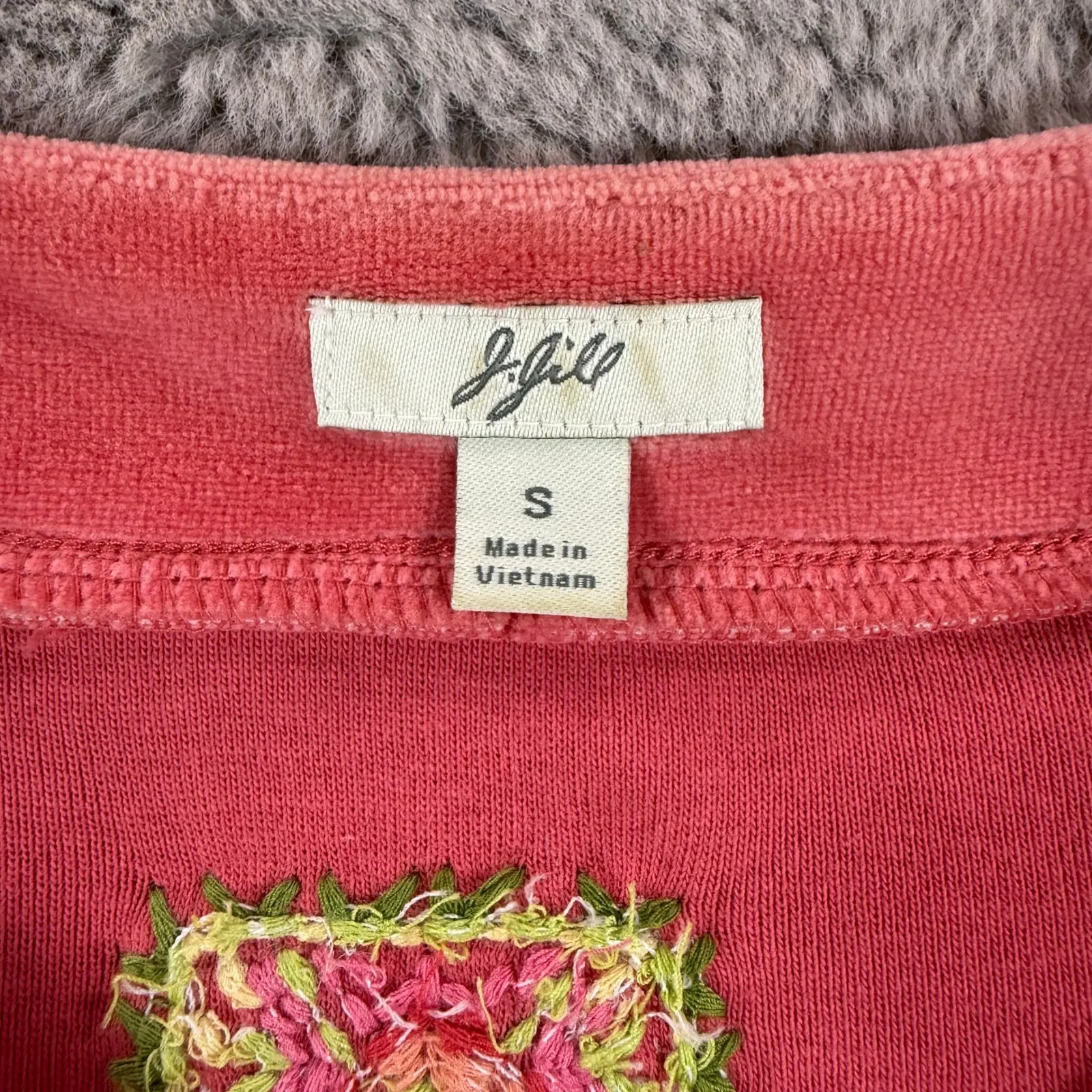 J.Jill Women's Embroidered Velour Cardigan Button Front Pink Small‎ Y2K - Image 2