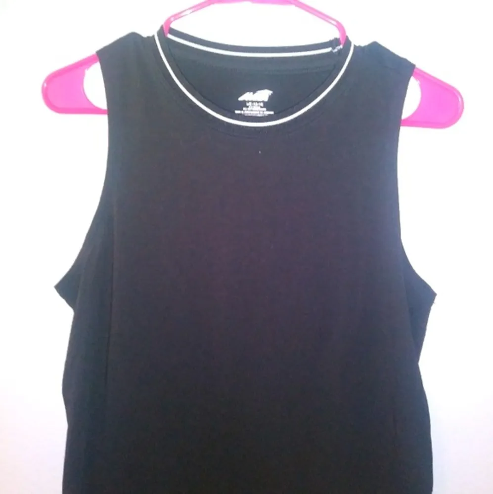 Avia black crewneck sleeveless athletic muscle tank top - Image 3