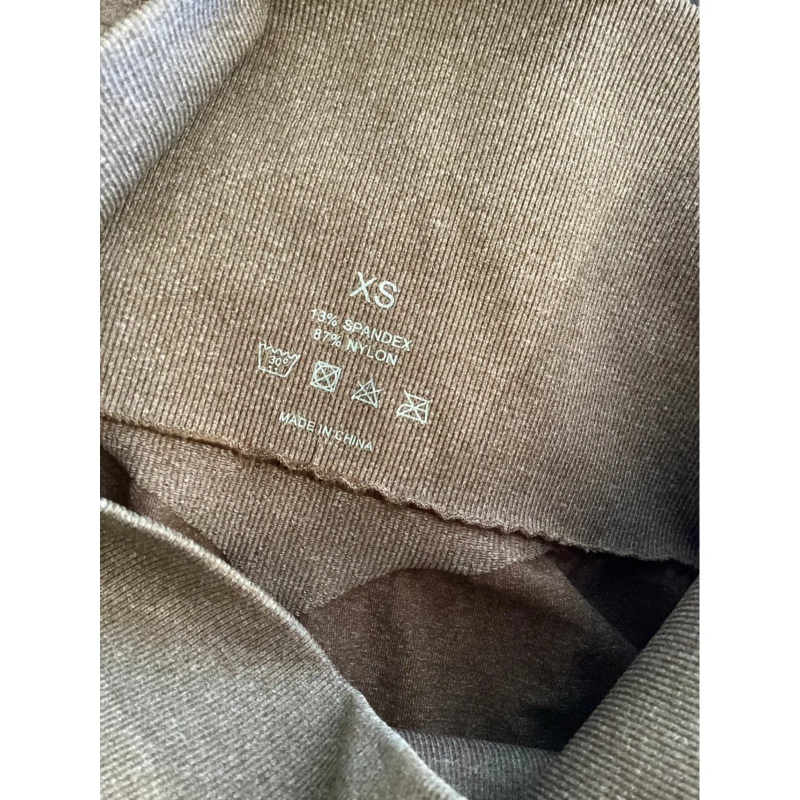 NVGTN Seamless High Waisted Leggings Tan XS Workout Gym Athletic - Image 4