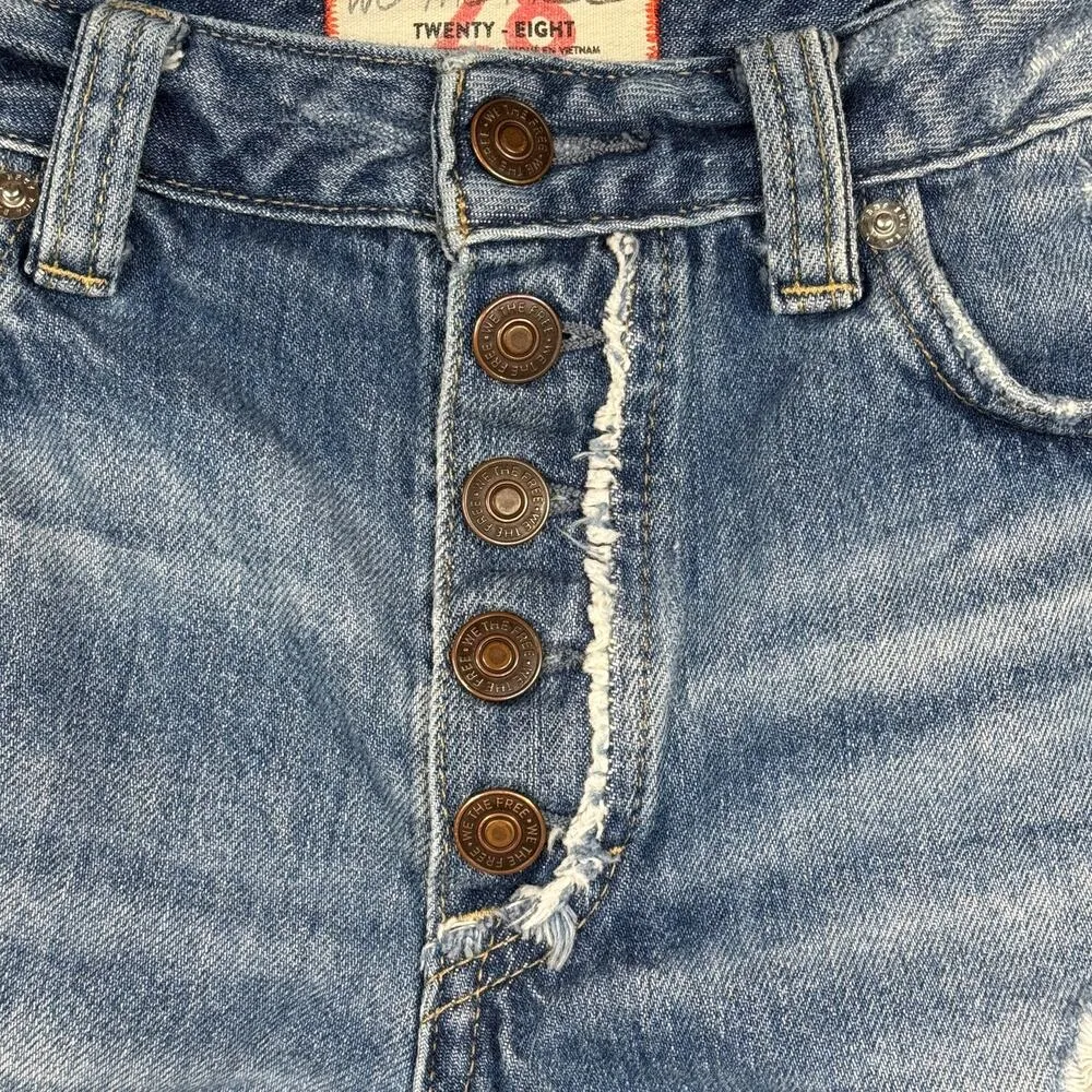 We the Free SZ 28 Jean Shorts Button-Fly Distressed Cuffed Whiskered Free People - Image 5
