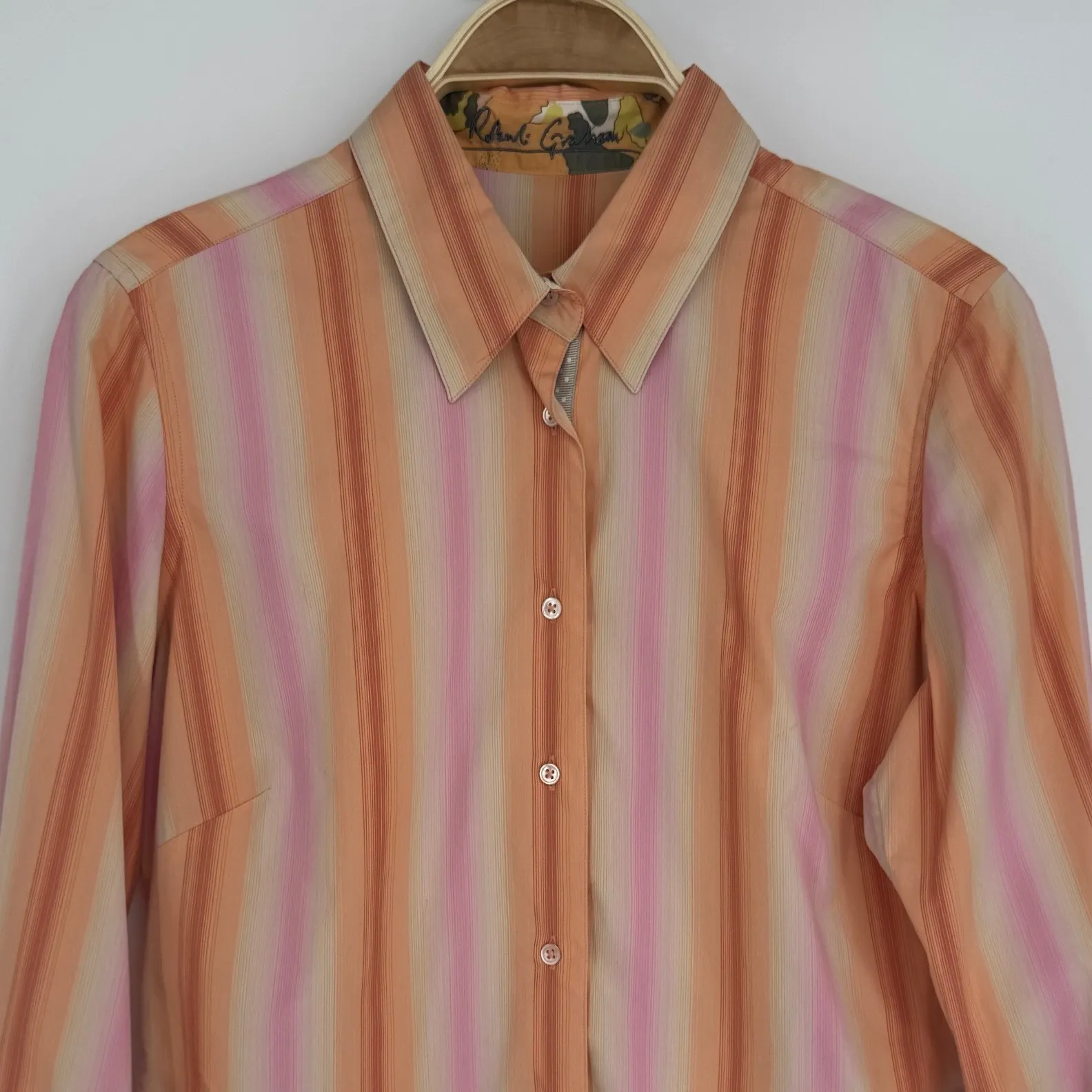 Robert Graham Button Down Shirt Size Medium Multicolor Stripe Artwear Boho Chic - Image 2