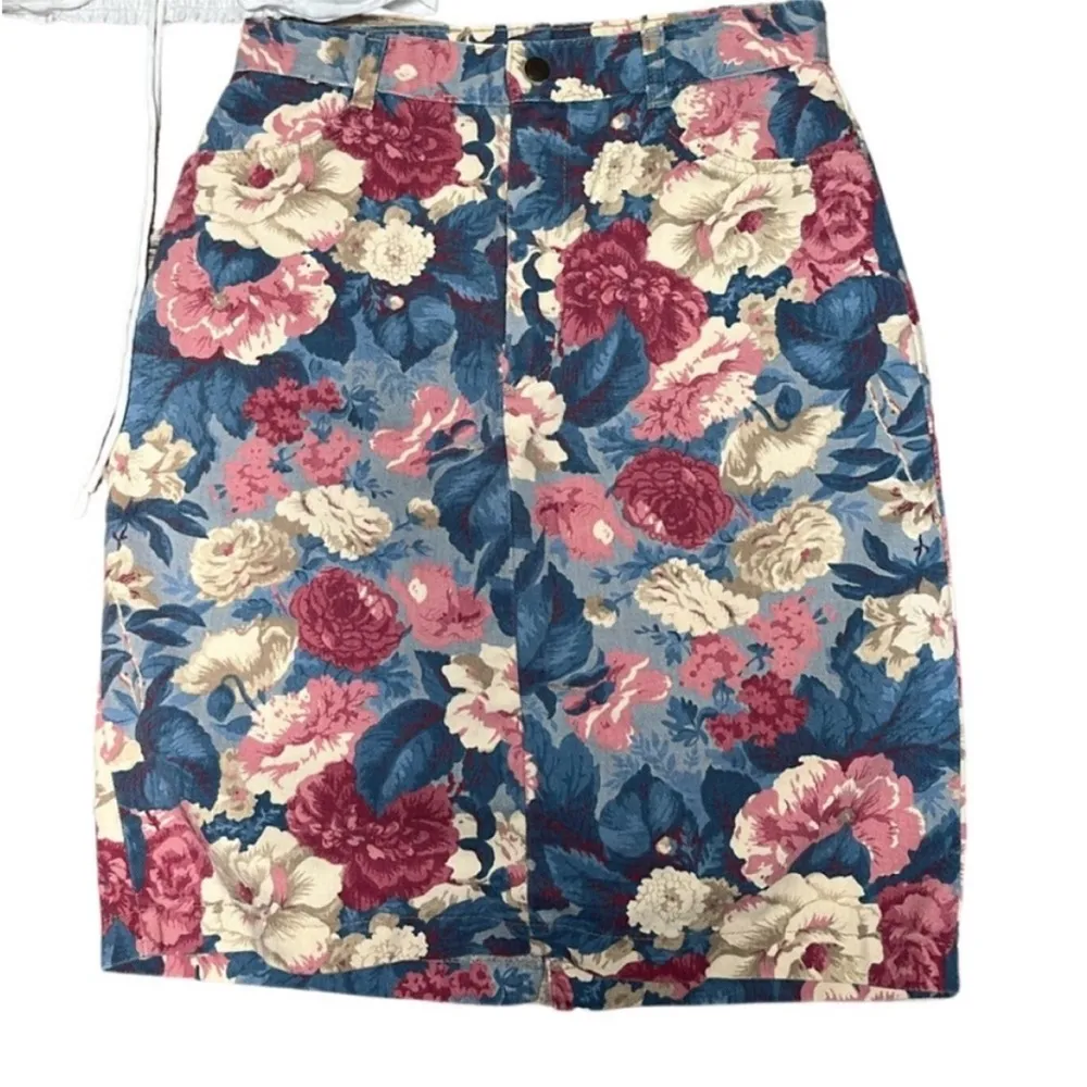 Vintage Modern Essentials Denim Blue & Pink Floral 90s Skirt Sz 6/8 - Image 2