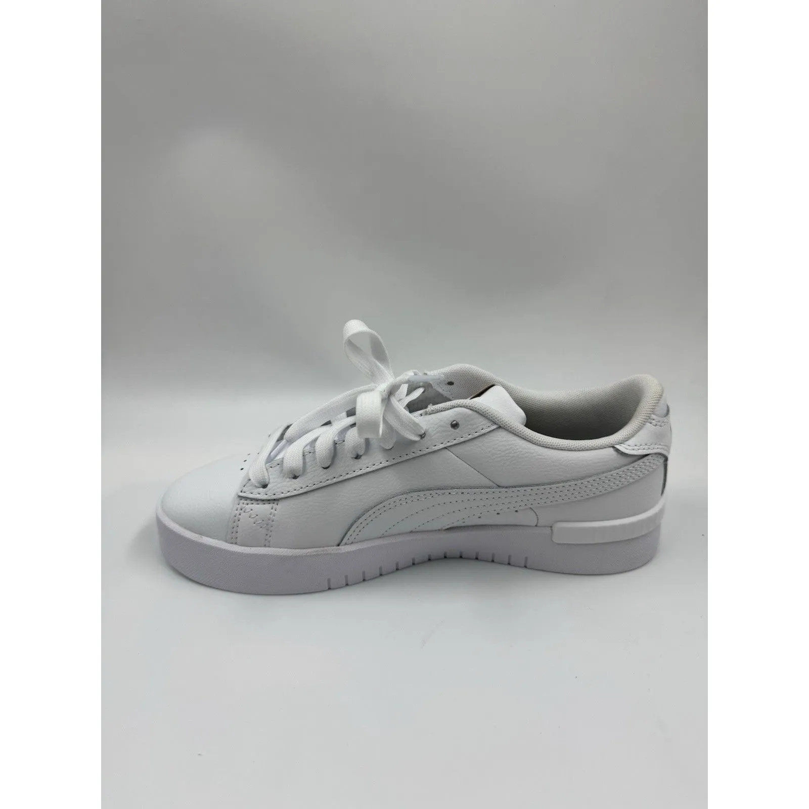 PUMA Court Sneaker, White, Women's Casual Low Top Leather Shoes Size 8 - Image 9