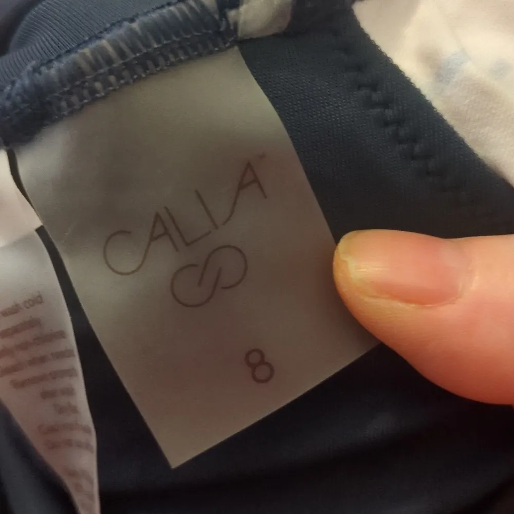 Calia by Carrie Underwood desert Flora Peri dusk zip back paddle suit size 8 Blue - Image 6