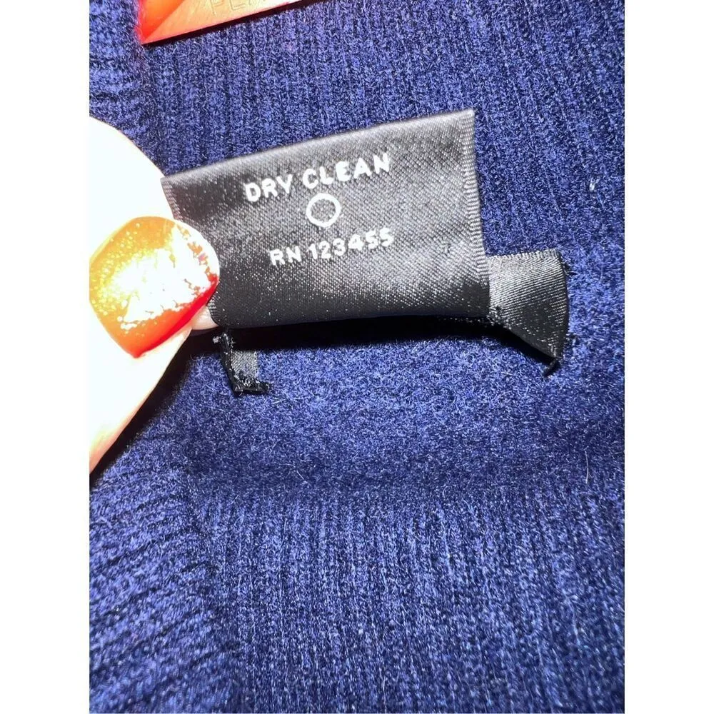 Lord and Taylor cashmere turtleneck weather sz L run smaller Blue Size L - Image 4