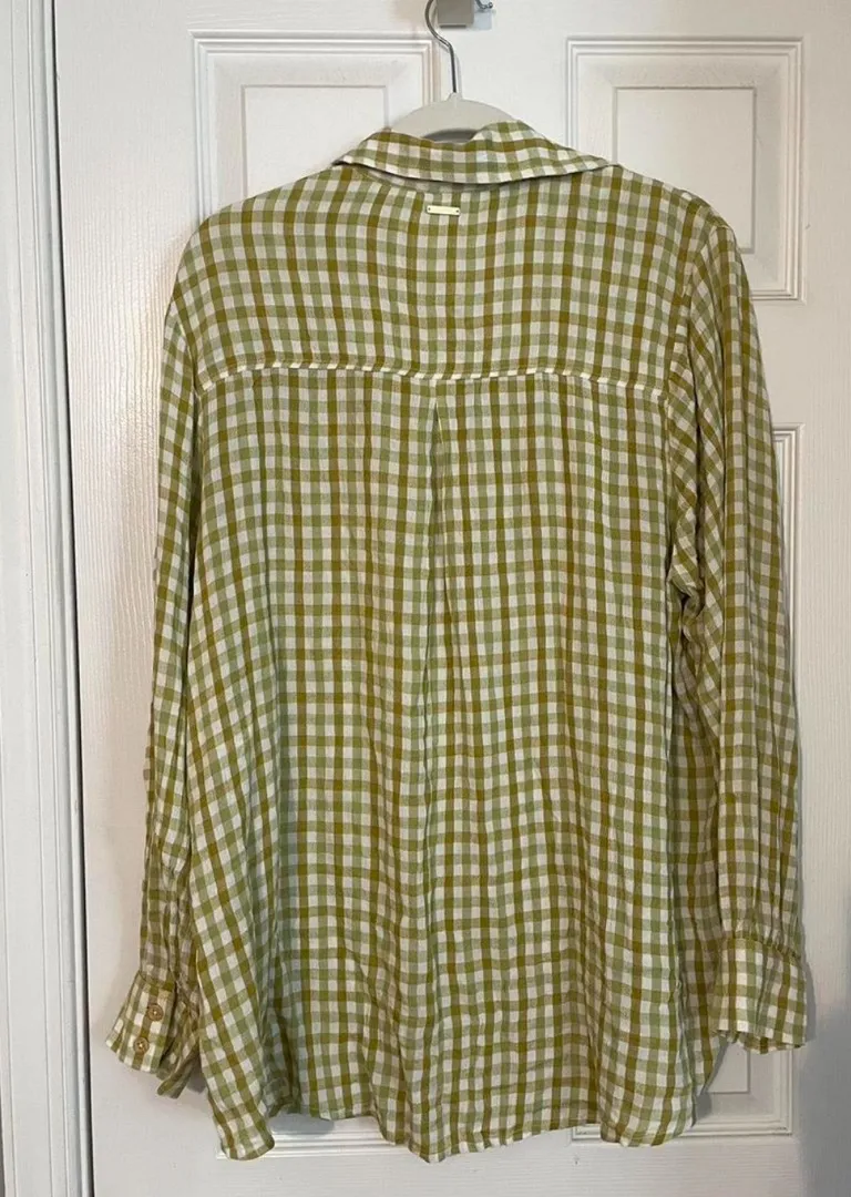 Billabong  Oversized Button Up - Image 2