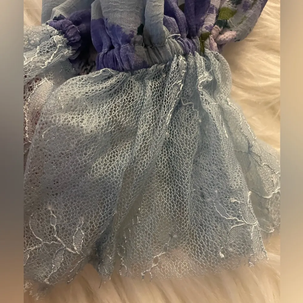 Free People  Daphne Blouse in Silver Blue Combo - Image 6