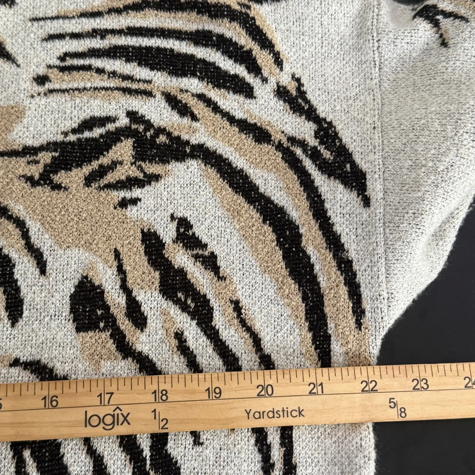 Chicos 2 Tiger Face Tunic Sweater Size L Cozy Knit Maximalist Statement Retro - Image 10