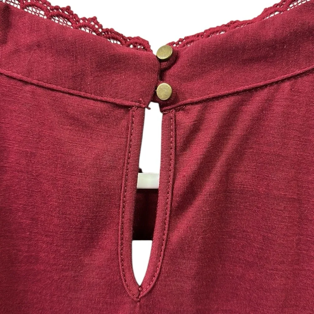 Janet Chung Burgundy Floral Sleeveless Keyhole Lace Detail Empire Waist Top 3X Red Size XL - Image 6