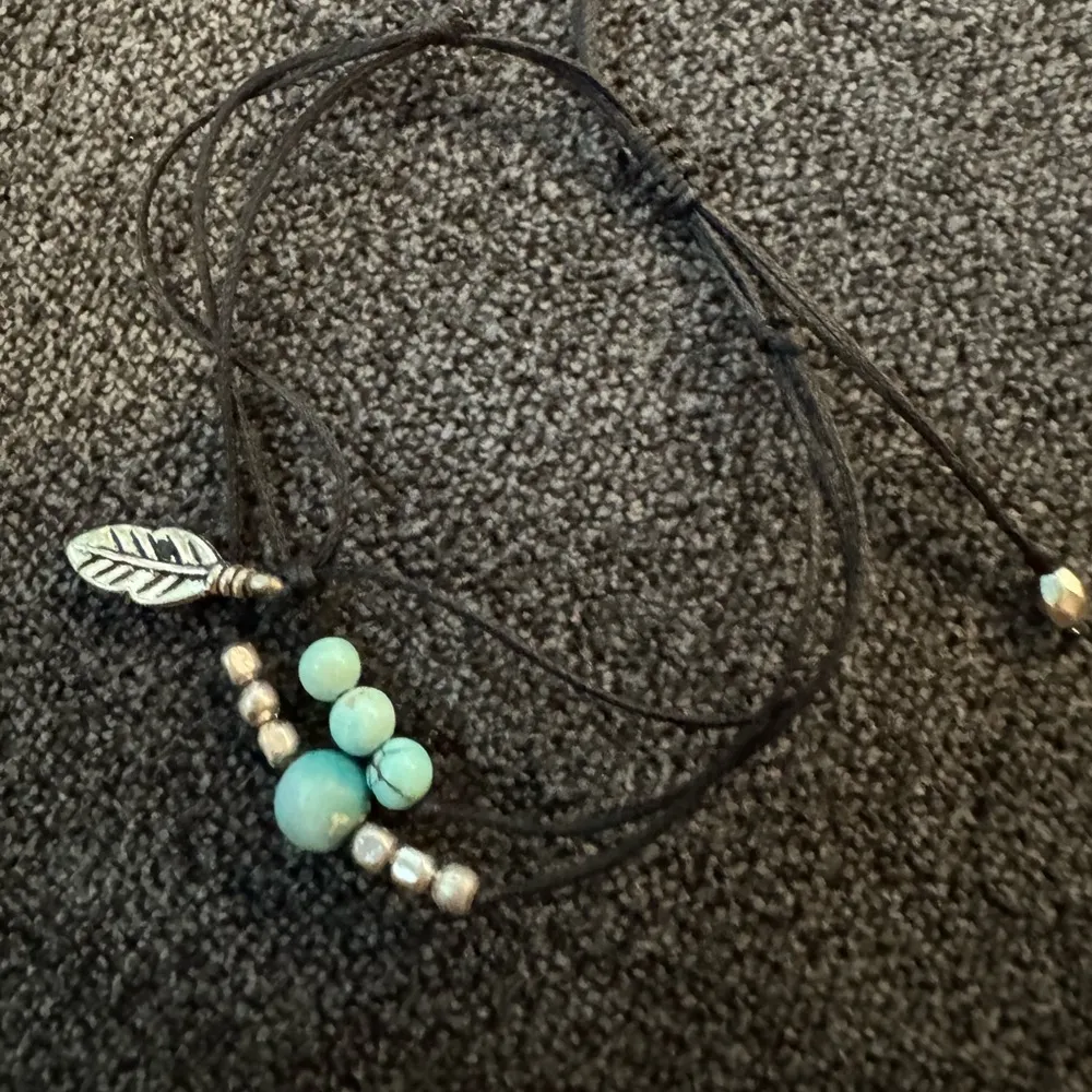 Bundle of two adjustable layered cord bracelets - Image 9