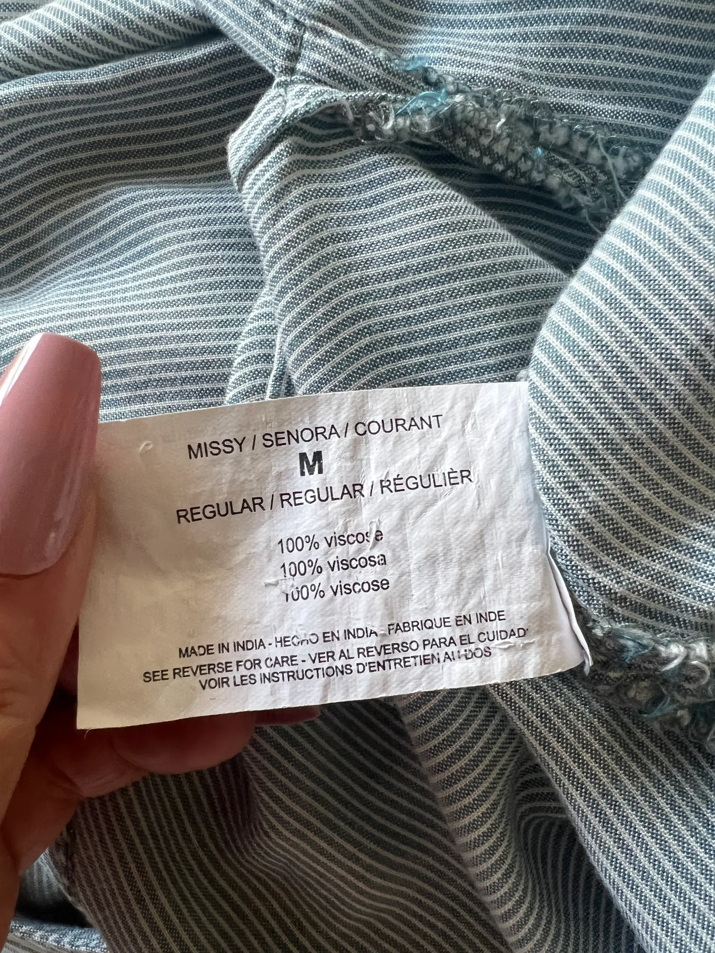 Women Long Sleeves V-Neck Beaded Tunic Blue White Striped Blouse Sz M - Image 11