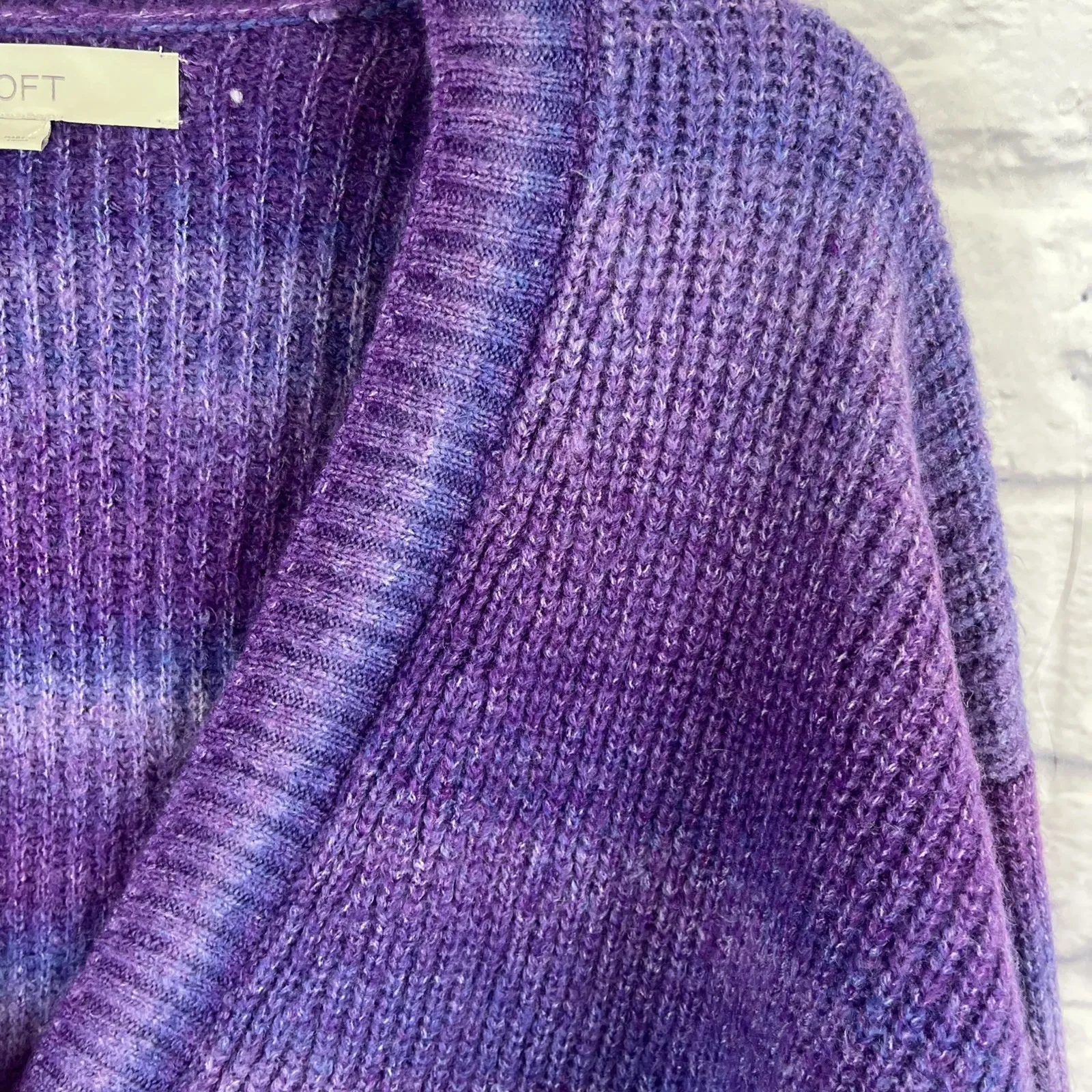 Ann Taylor Loft Spacedye. Ribbed Casual Cozy Preppy Cardigan Size Medium - Image 5