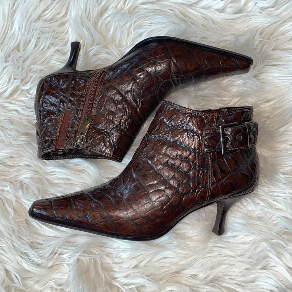 Donald J Pliner Brown Snakeskin Leather Heeled Booties Brown Size 6 - Image 3