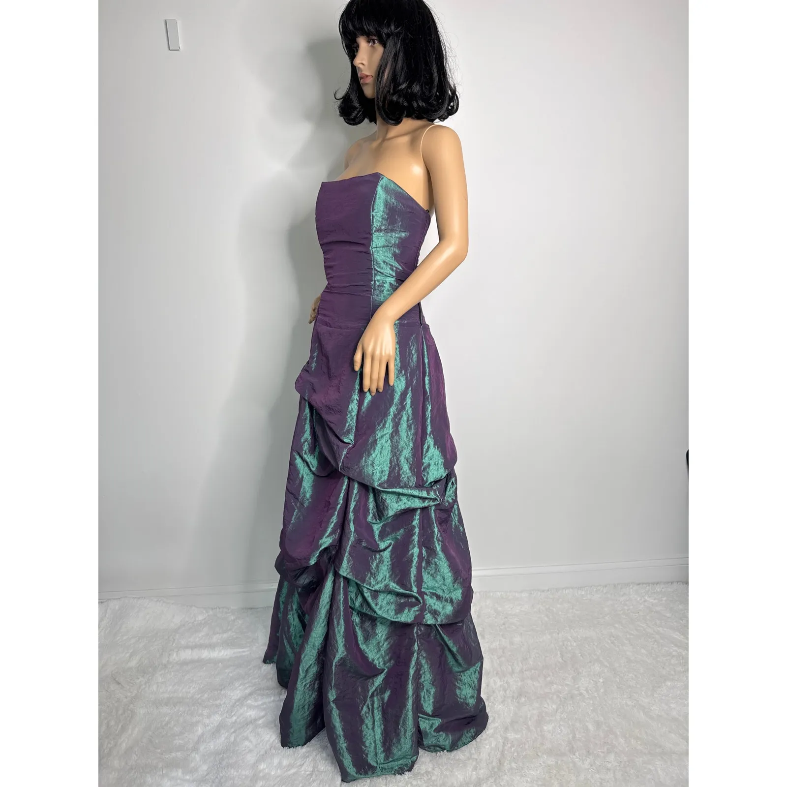 Vintage 80's F.I.E.S.T.A. iridescent teal taffeta draping strapless gown Medium - Image 7