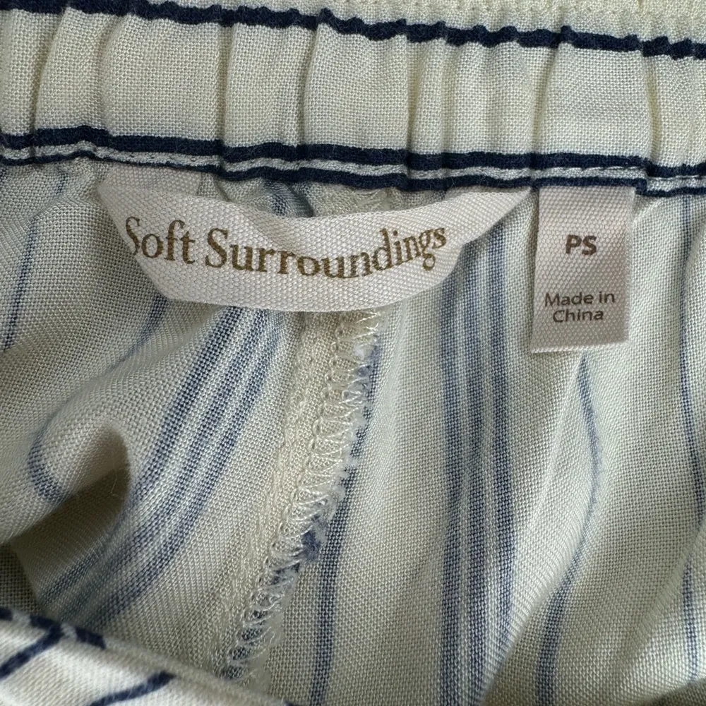 Soft Surroundings Wide Leg Cropped Tassel Tie Pants Size PS Ivory Navy Striped - Image 8