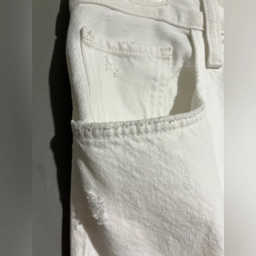 Favorite Daughter Otto
High Rise Boyfriend Jeans
Size 30 White - Image 16