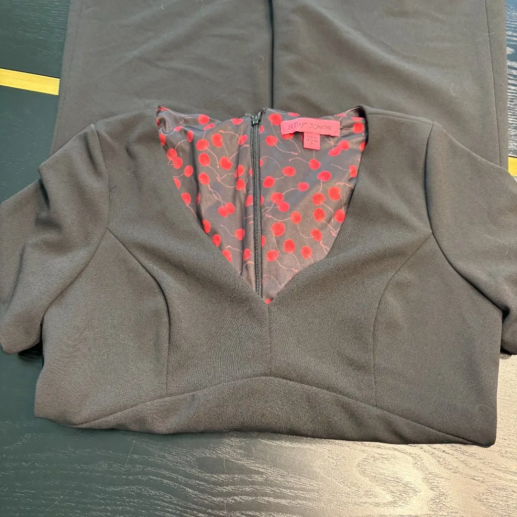 Betsey Johnson Black V-Neck Fit & Flare Dress Size 2 Classic Cherry Lining - Image 6