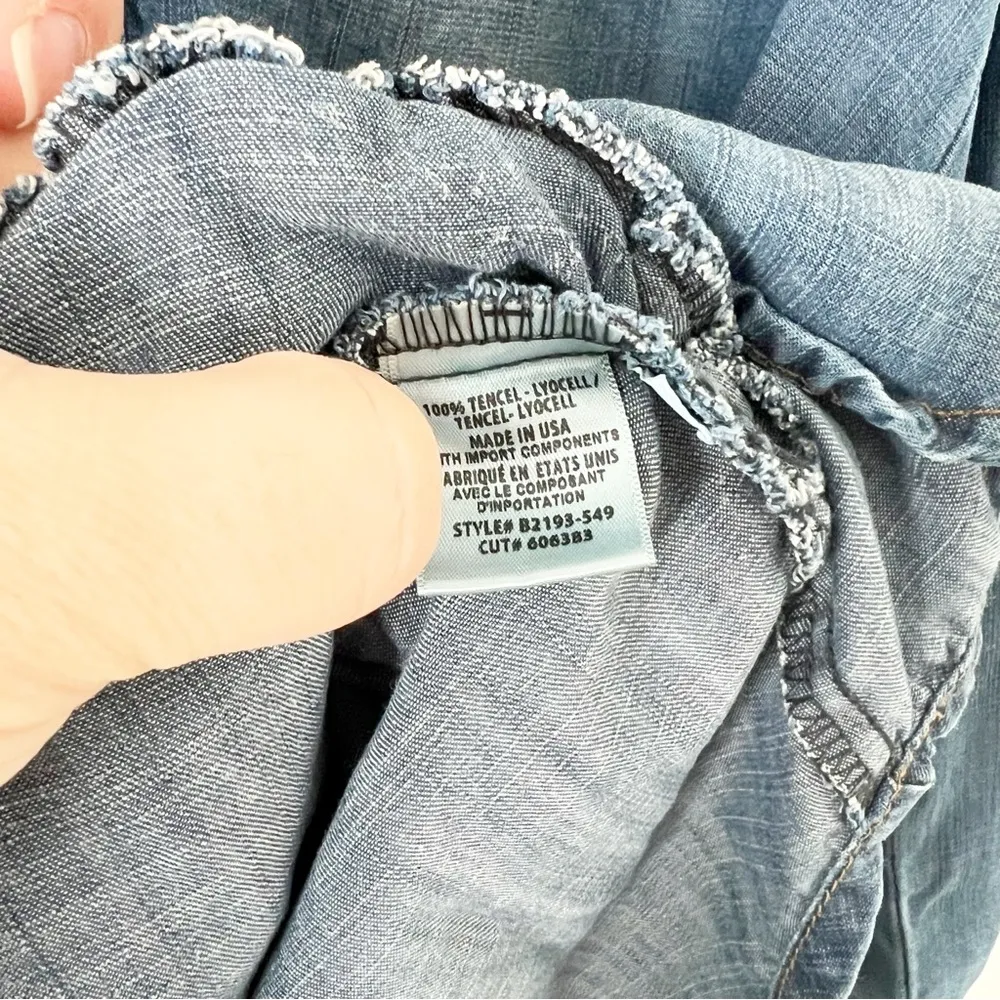 Bella Dahl Anthropologie Chambray Blue Top Size Small S - Image 5