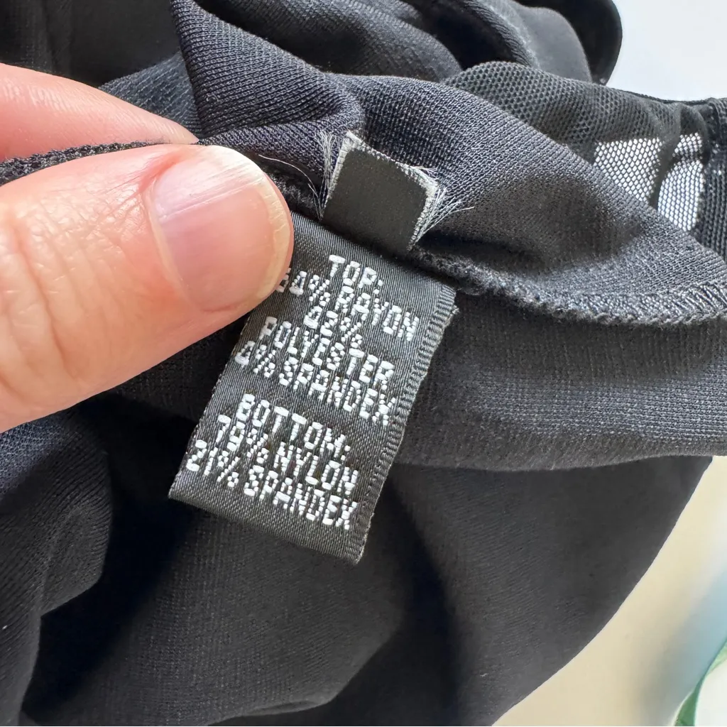 Ellen Tracy Black WrapV-Neck Bodysuit Size 6 - Image 5