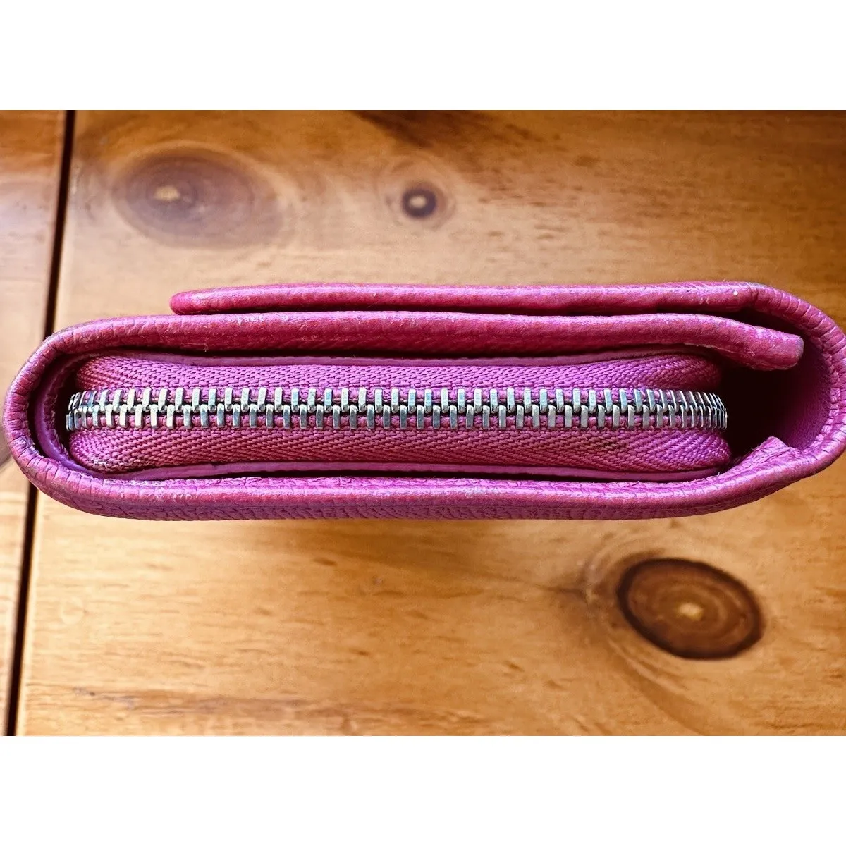 LOEWE Bi-fold Long Wallet Dark Pink 7.5" X 4"‎ X 1"  With Bust Bag Pre-owned - Image 15