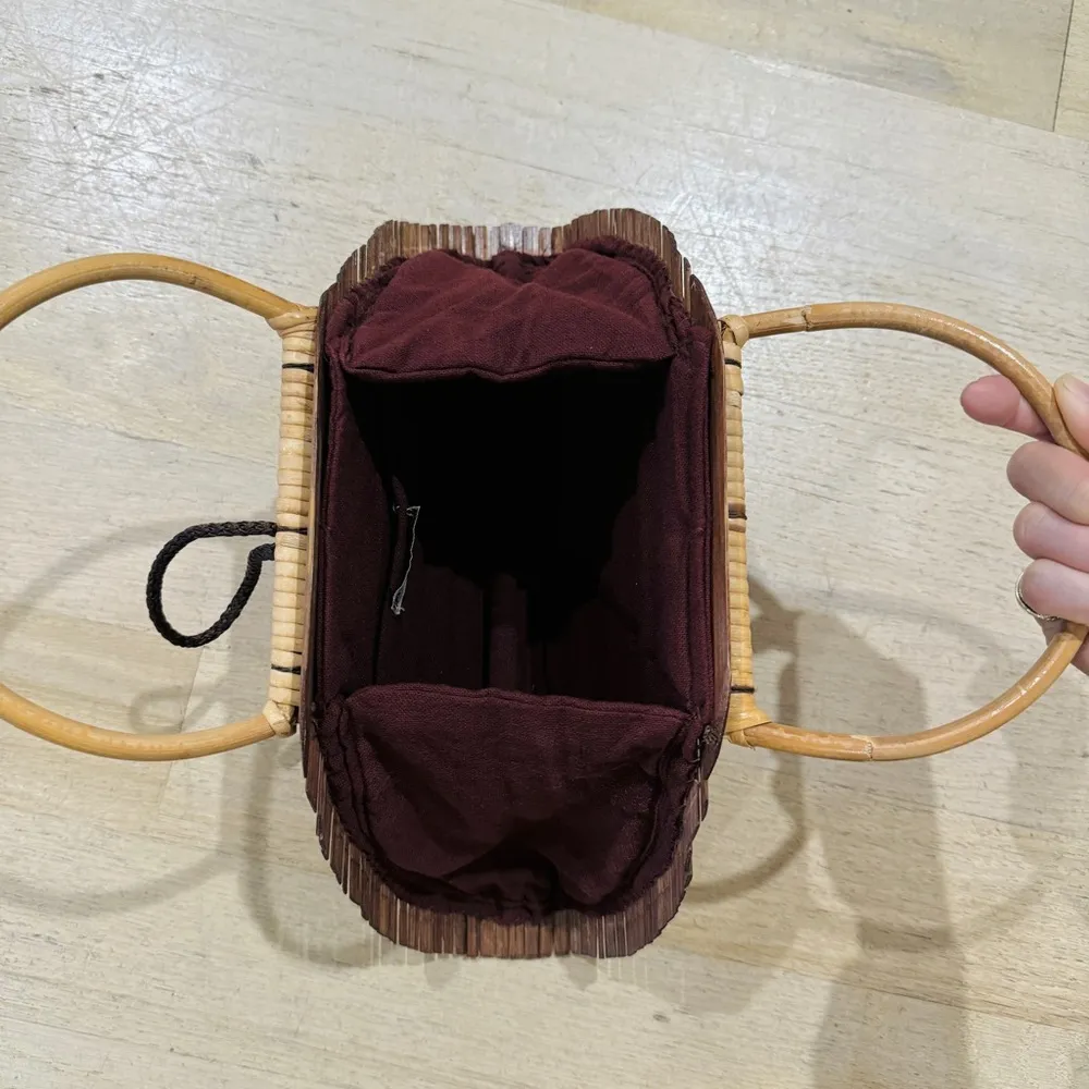 Mistero vintage natural bamboo small half moon handbag EUC Brown - Image 6